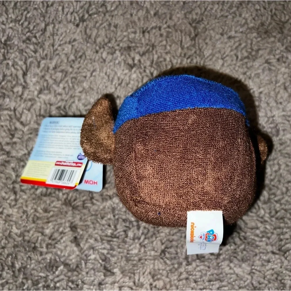 NWT Chase Bath Sponge